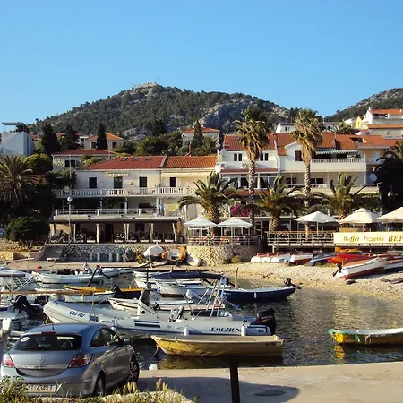 Apartment Green & Orange Hvar Town