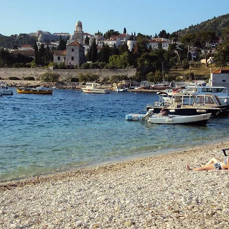 Green & Orange * Hvar Town