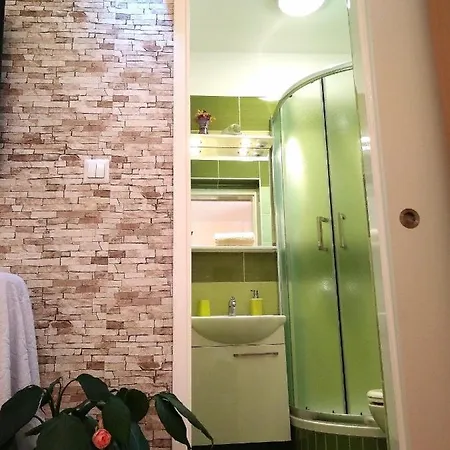 & Orange شقة هفار