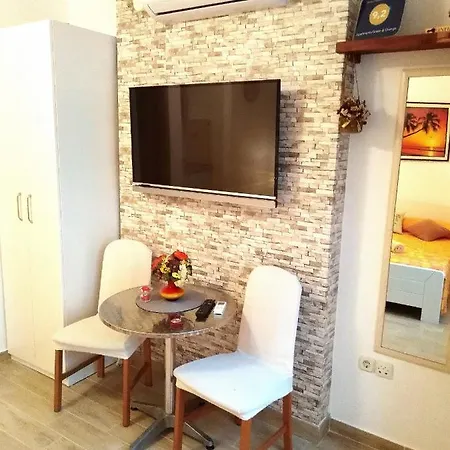 & Orange شقة هفار