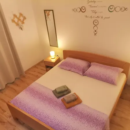 & Orange شقة هفار